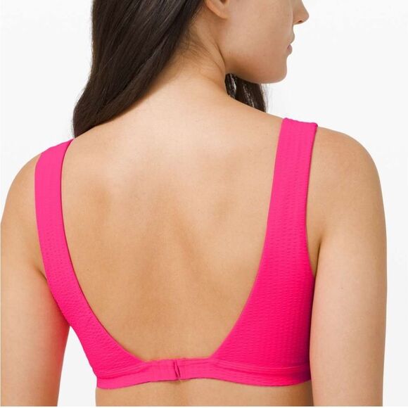 Lululemon Calm Tides Top *Seersucker - Picture 6 of 6